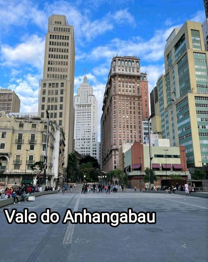 Studio M Proximo Da 25 De Marco, Bras E Santa Efigenia Piscina No Centro De Sp Ao Lado Do Metro Apartment São Paulo Luaran gambar